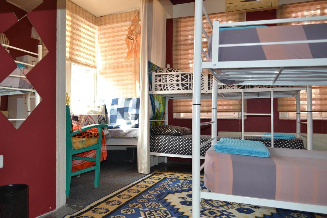 My Happy Home Hostel อิซมีร์ ภายนอก รูปภาพ